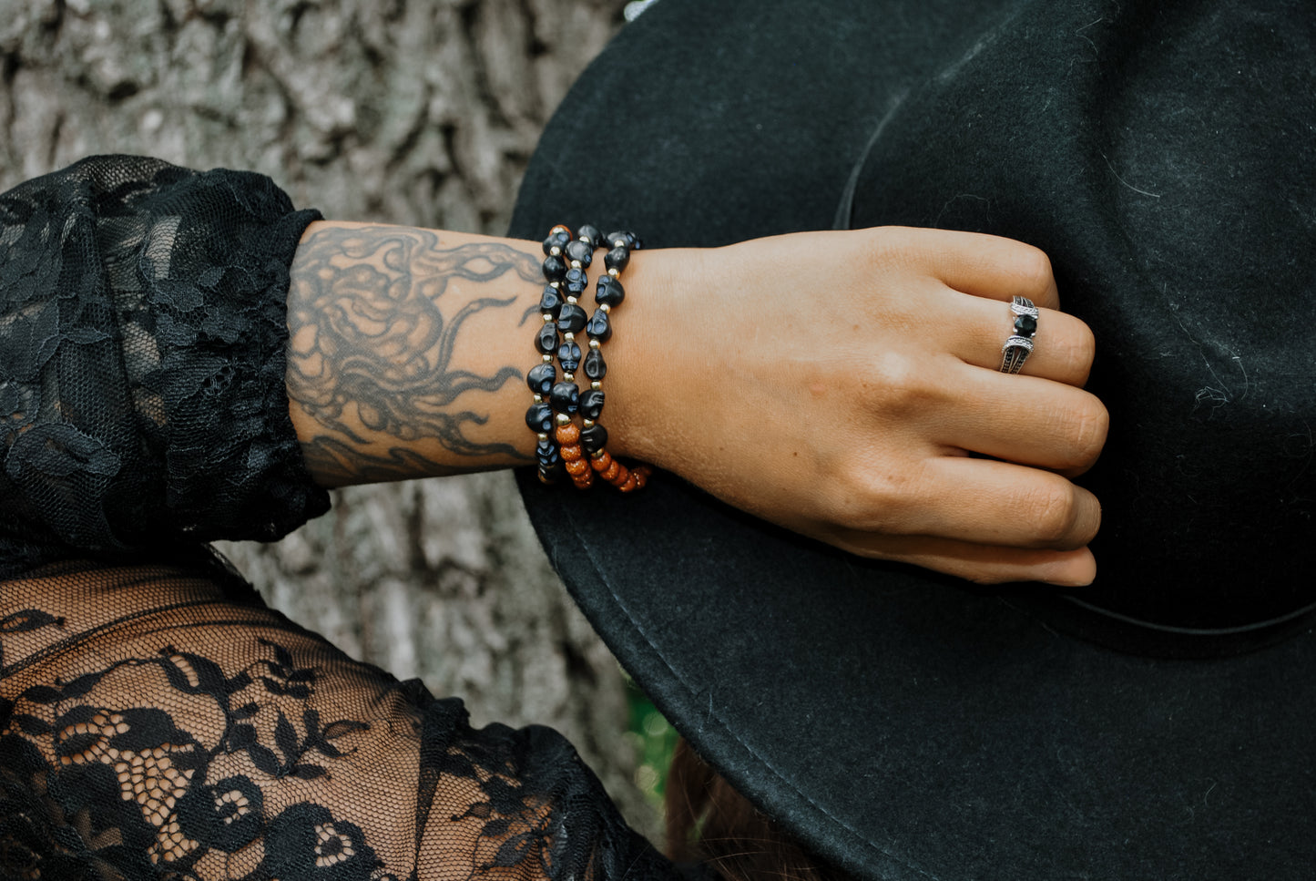 BLACK | Spooky Scary Skeletons Gemstone Bracelet