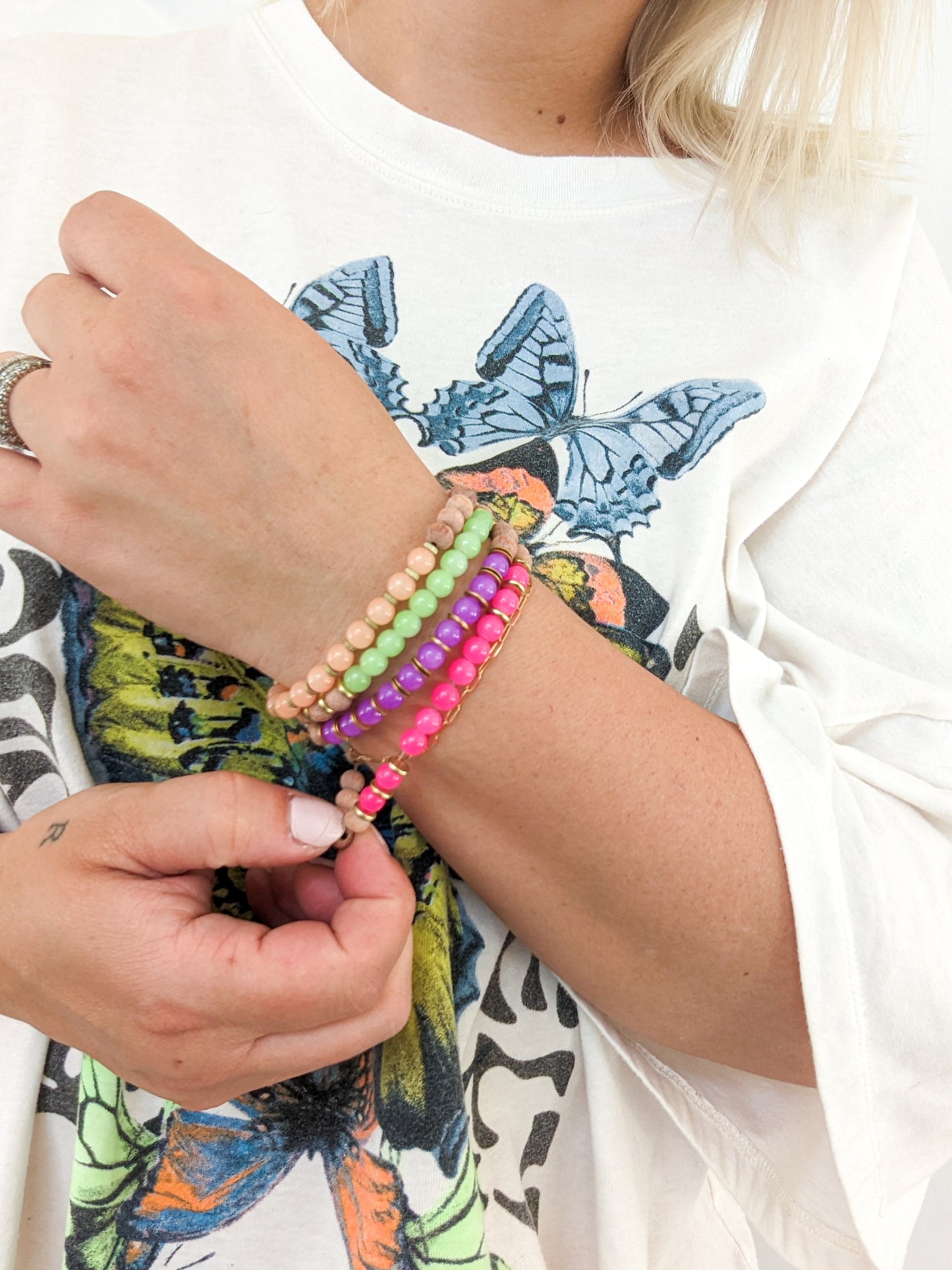 HOT PINK | DIFFUSER BRACELET