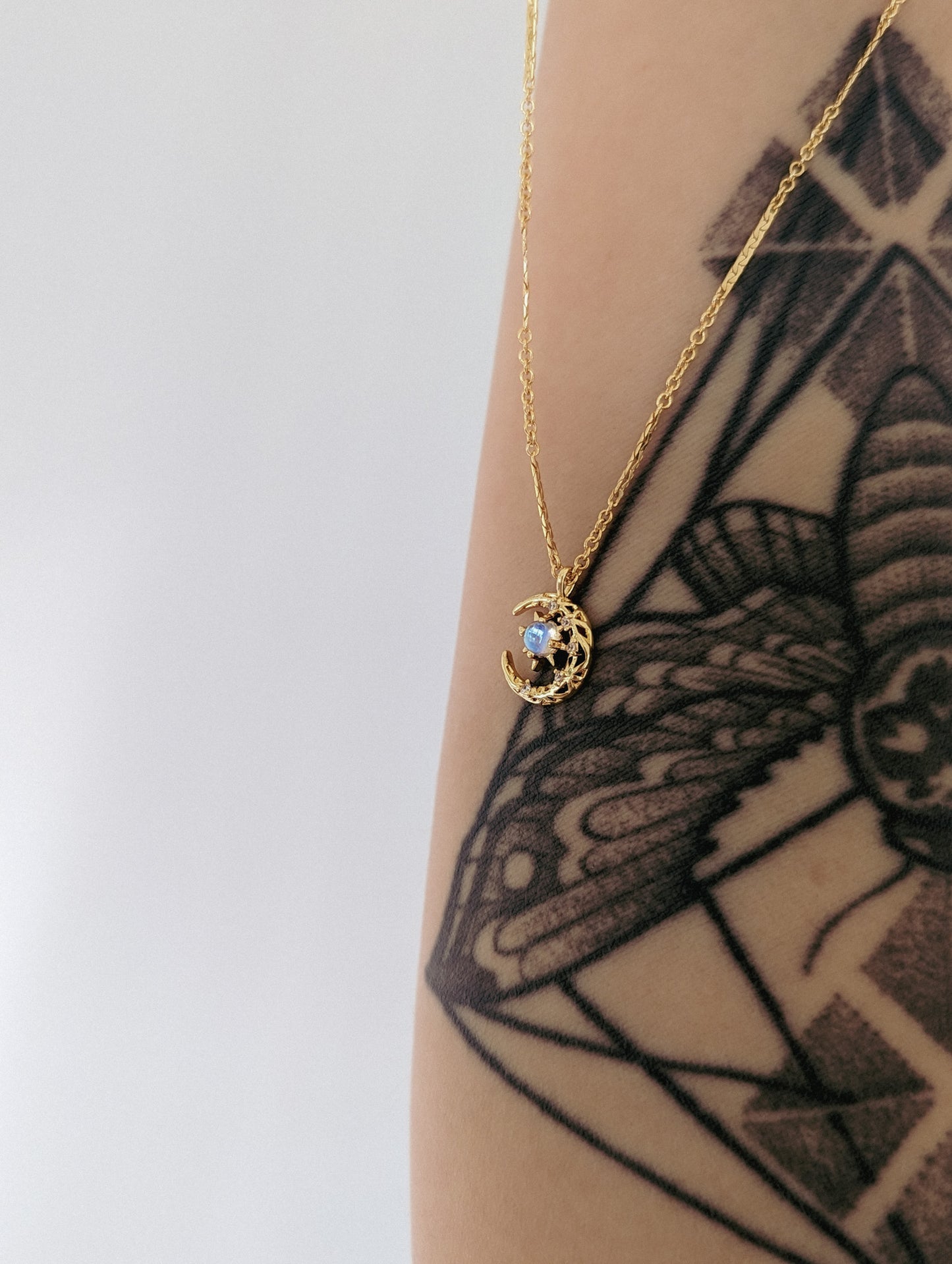 HARVEST MOON | Dainty Necklace