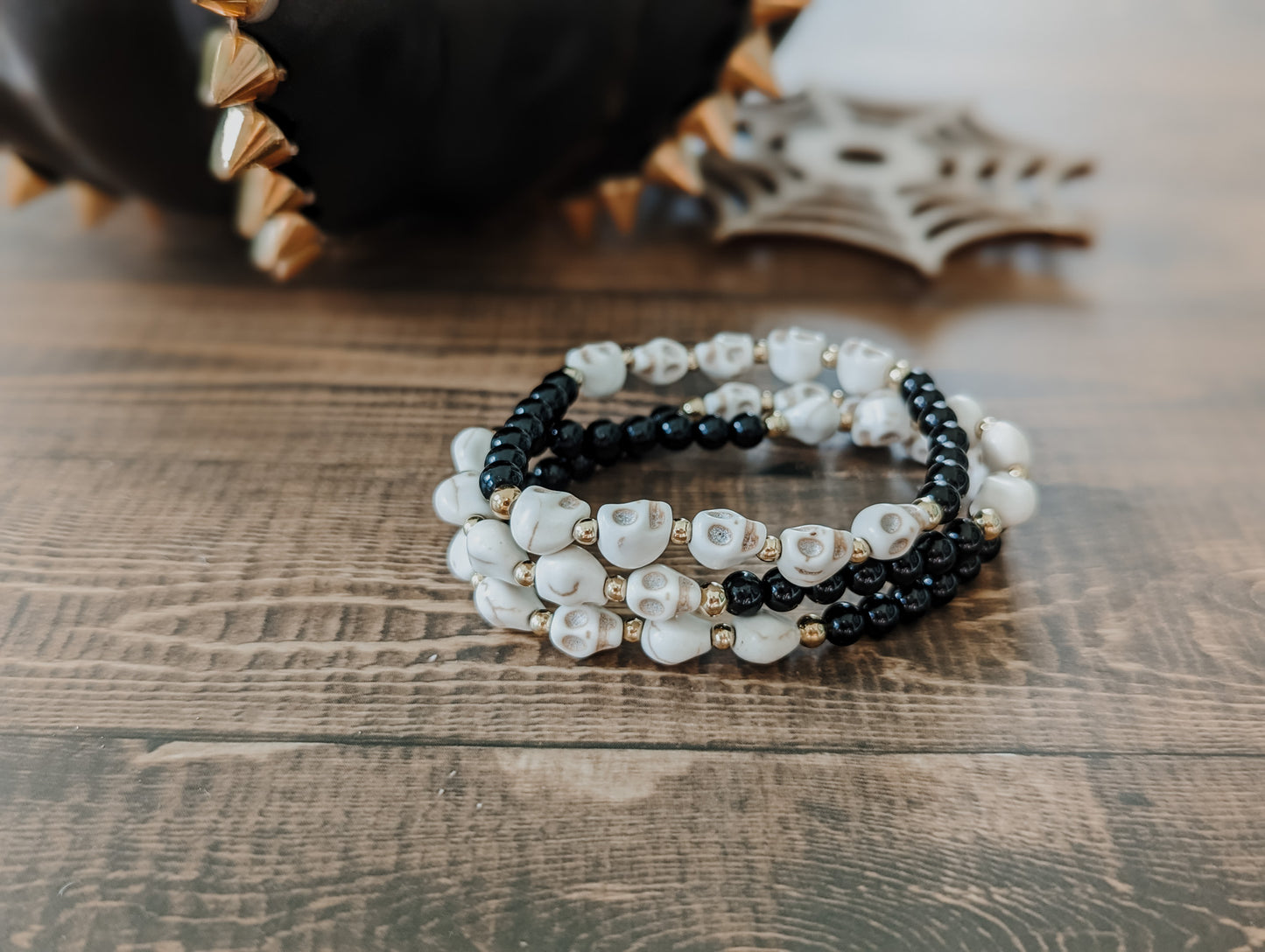 WHITE | Spooky Scary Skeletons Gemstone Bracelet