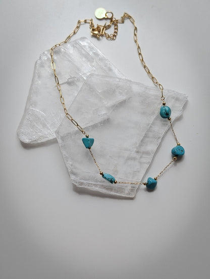 Turquoise | beaded necklace