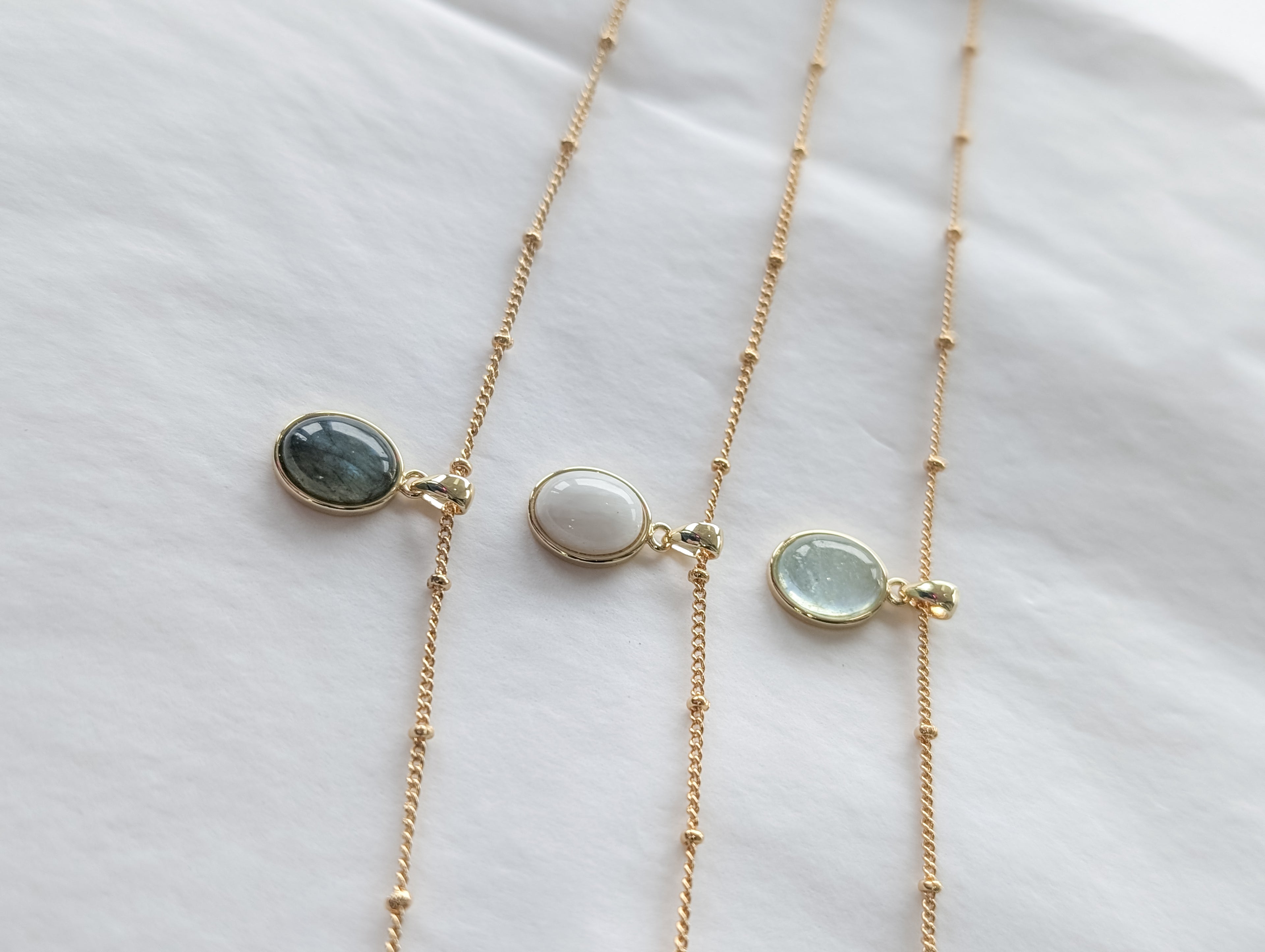 Gemstone Pendant Necklace - Moonstone, Labradorite, or Aquamarine