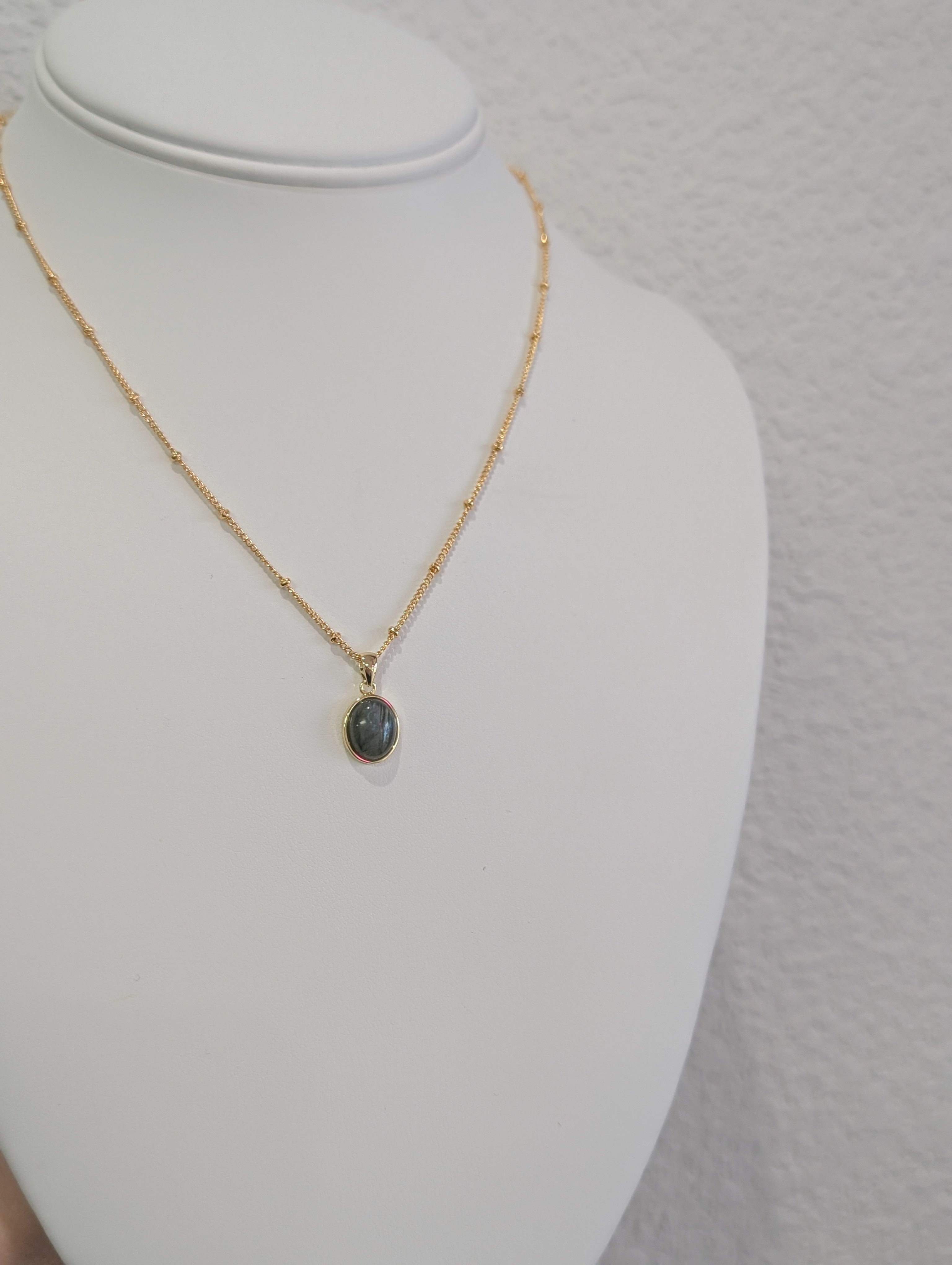Gemstone Pendant Necklace - Moonstone, Labradorite, or Aquamarine