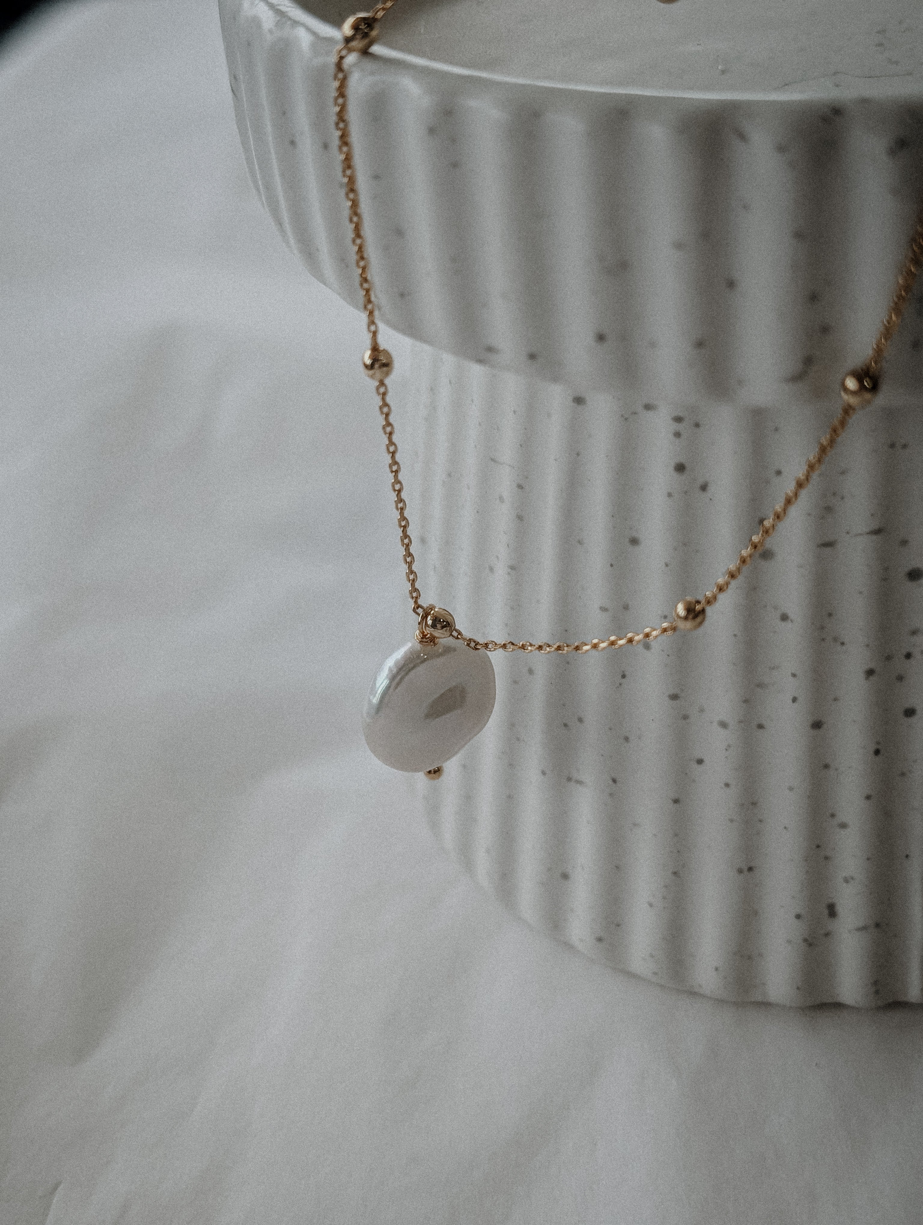 Pearl Pendant Necklace - Gold Stainless Steel