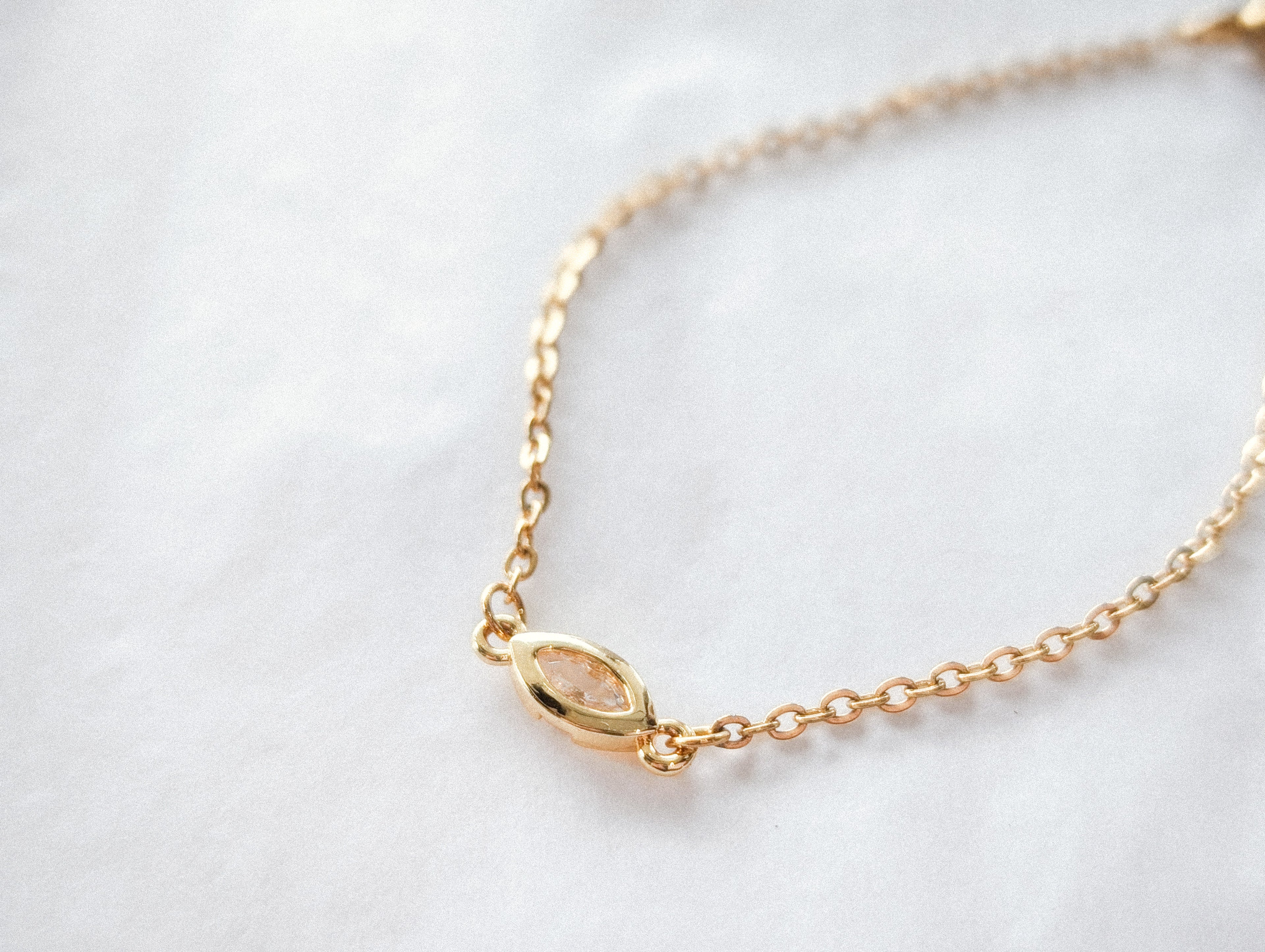 Marquise - dainty bracelet