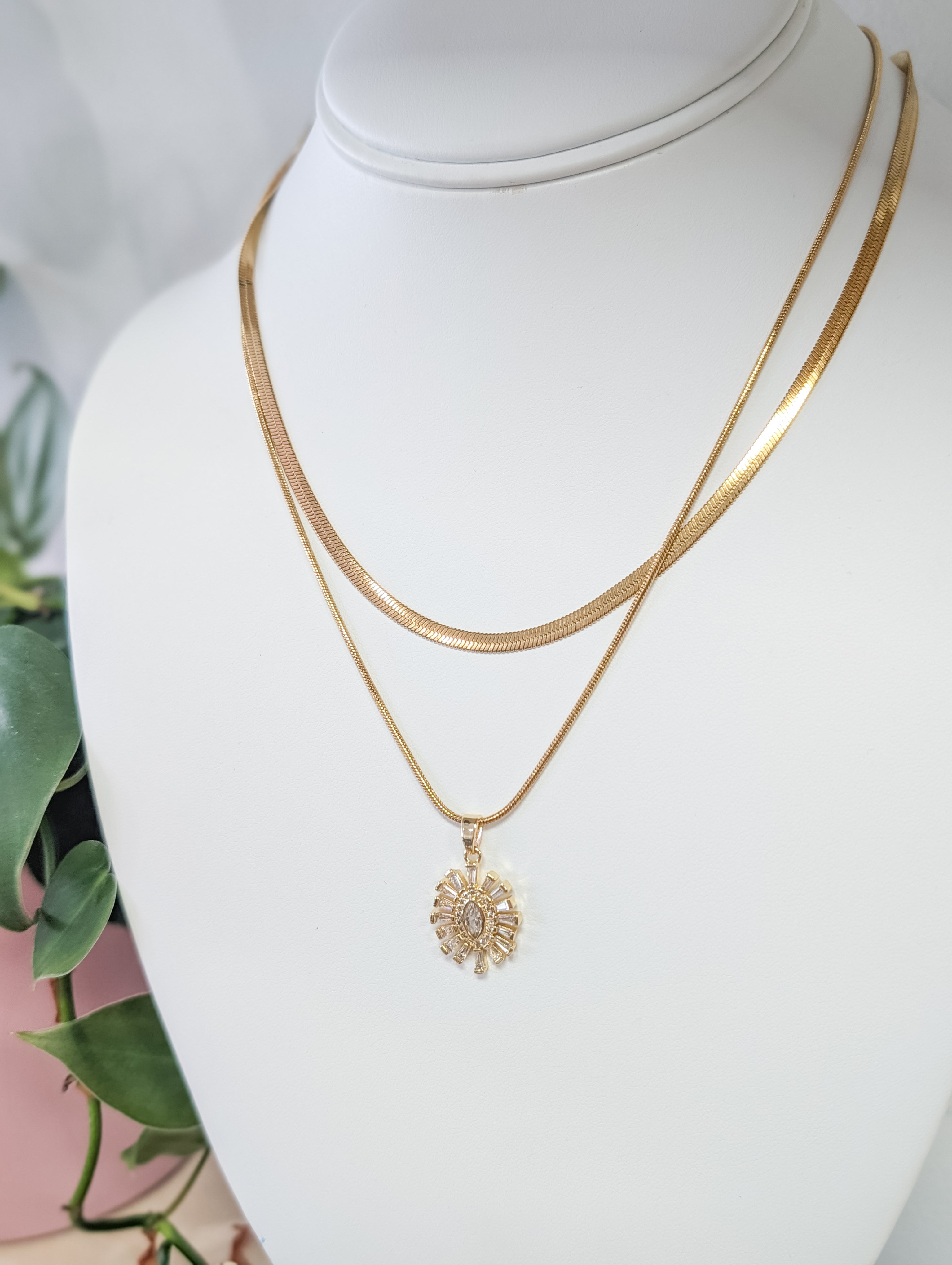 Sunburst - layered necklace